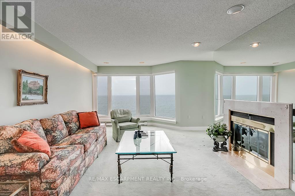 23 - 2220 Lakeshore Road, Burlington, Ontario  L7R 4G7 - Photo 9 - W12181873