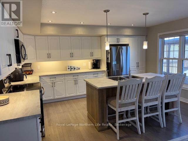 49 Trillium Drive, North Bay, Ontario P1A 0G6 - Photo 24 - X12506774