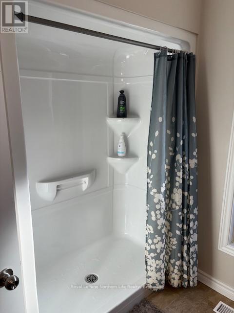 49 Trillium Drive, North Bay, Ontario P1A 0G6 - Photo 35 - X12506774