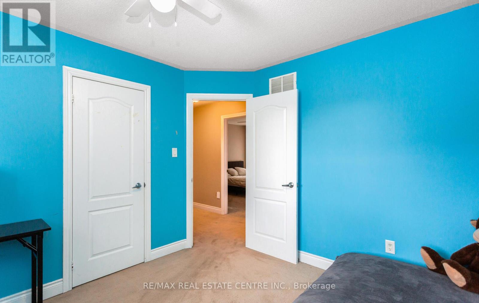 26 Saint Hubert Drive, Brampton, Ontario  L6P 1V7 - Photo 33 - W12506454