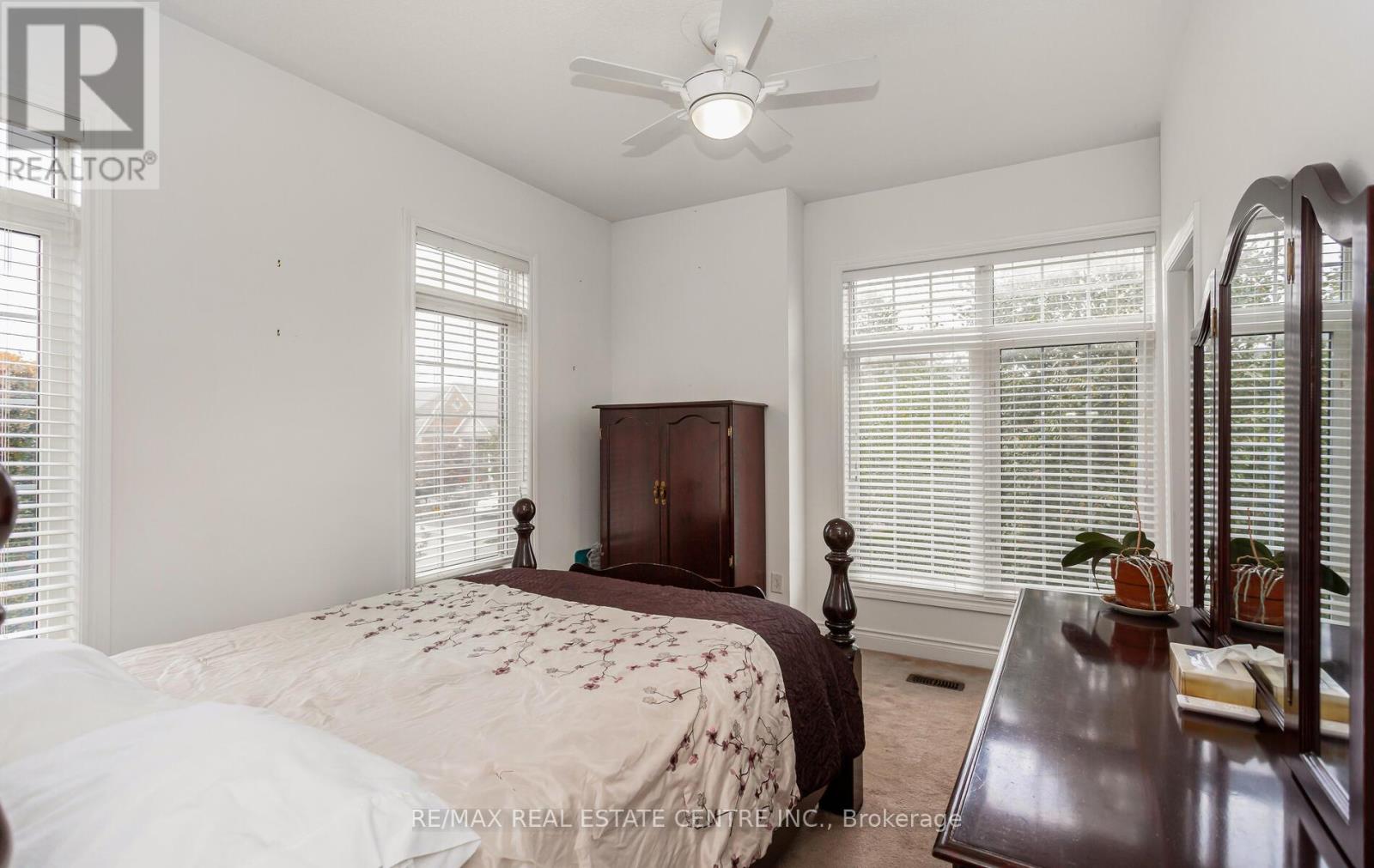 26 Saint Hubert Drive, Brampton, Ontario  L6P 1V7 - Photo 41 - W12506454