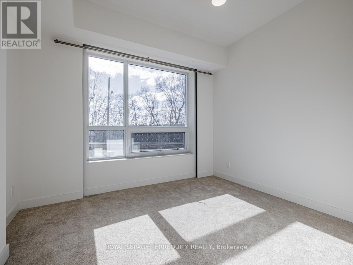 101 - 10 Wilby Crescent, Toronto, Ontario  M9N 0B6 - Photo 13 - W12506510