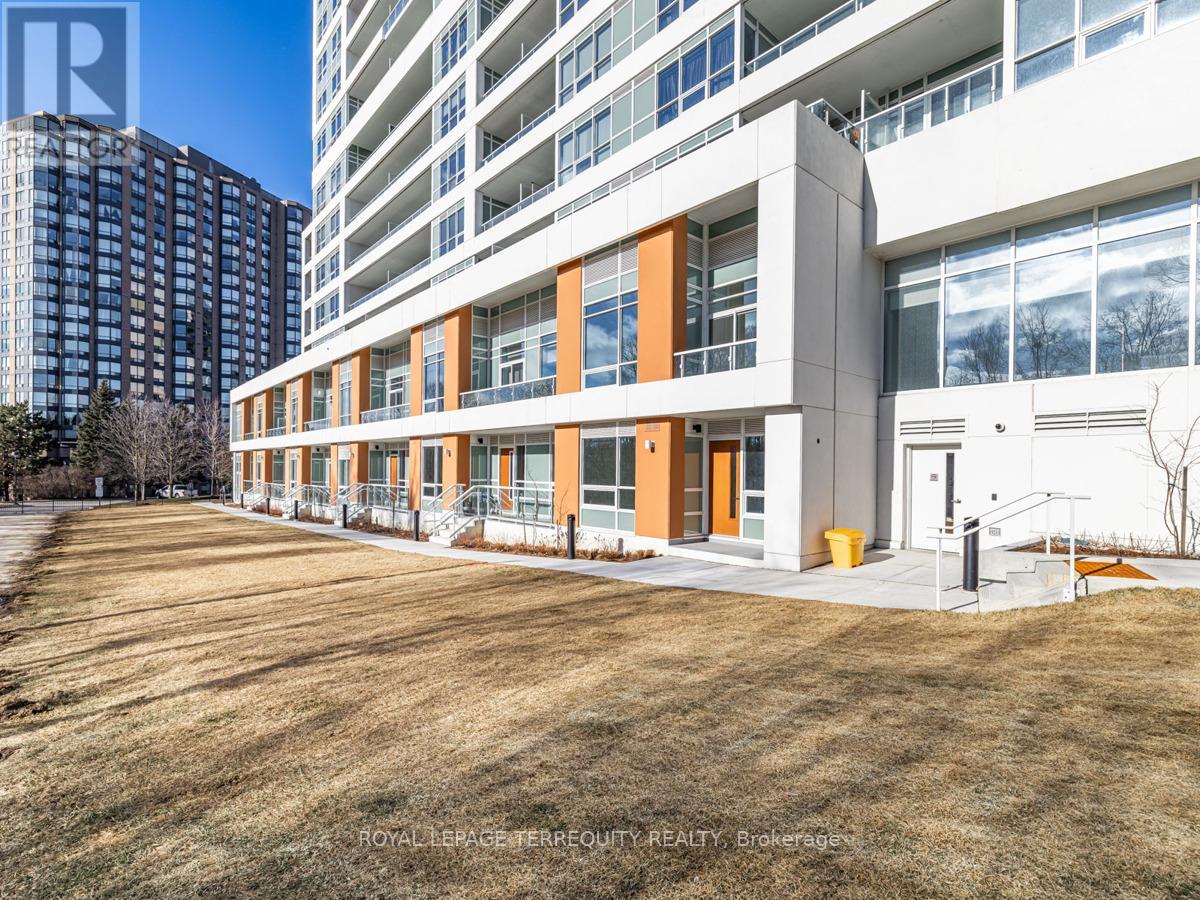 101 - 10 Wilby Crescent, Toronto, Ontario  M9N 0B6 - Photo 4 - W12506510