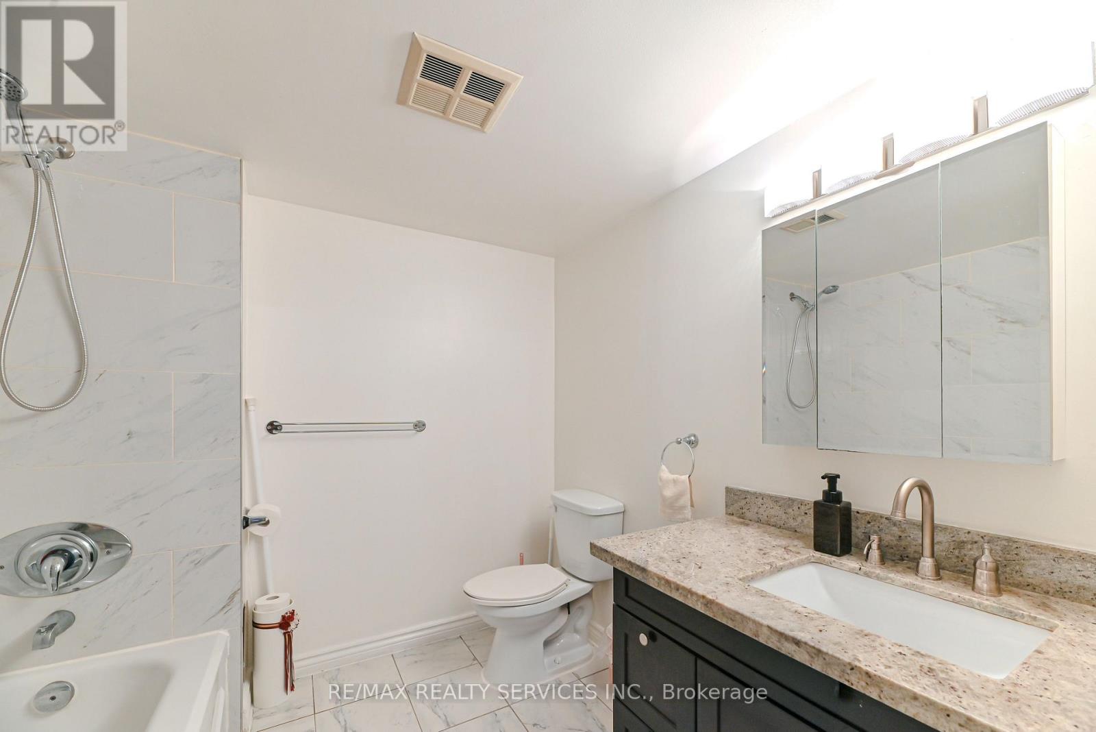 1911 - 35 Trailwood Drive, Mississauga, Ontario  L4Z 3K9 - Photo 36 - W12506526