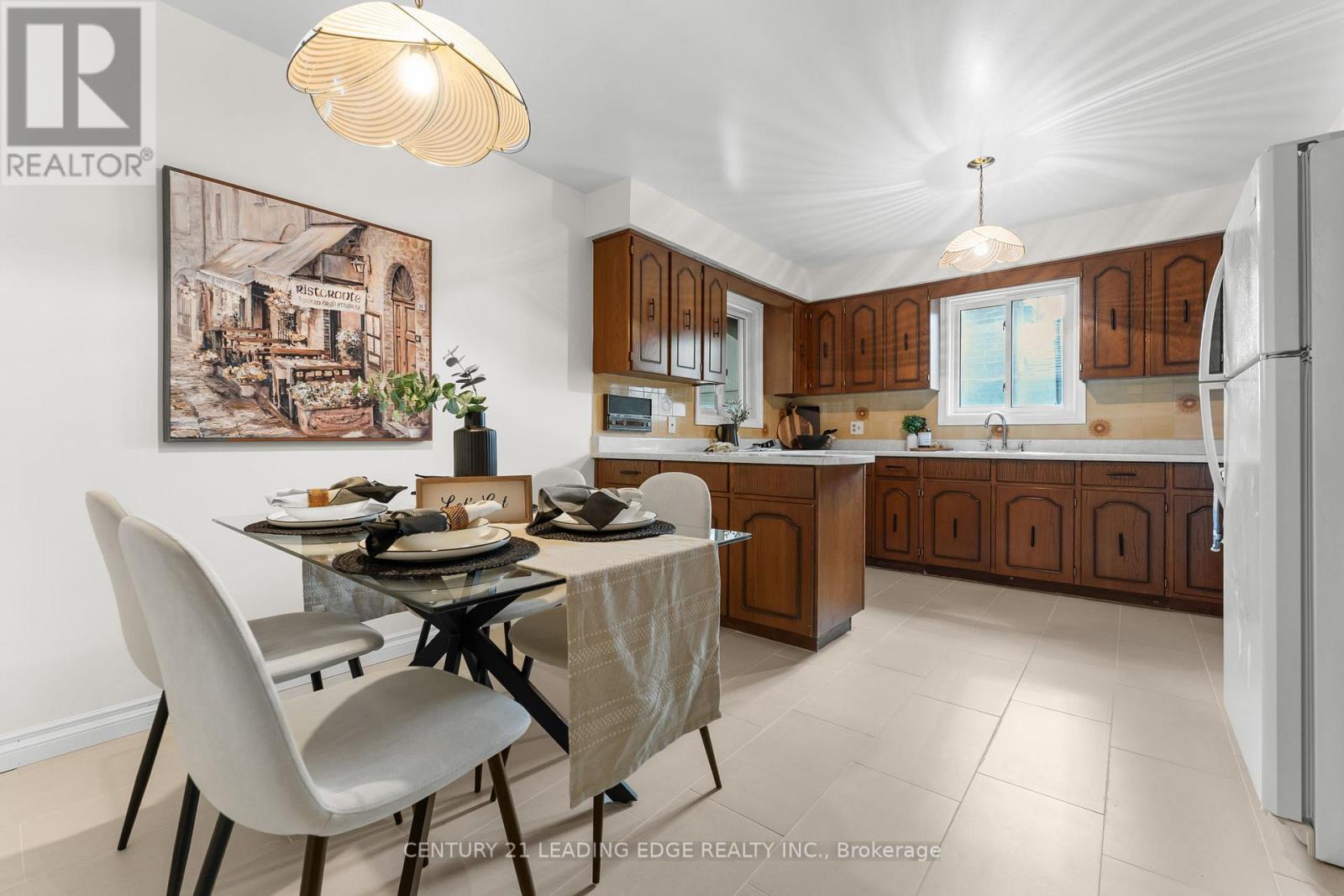 27 Murray Road, Toronto, Ontario  M3K 1T3 - Photo 16 - W12506546