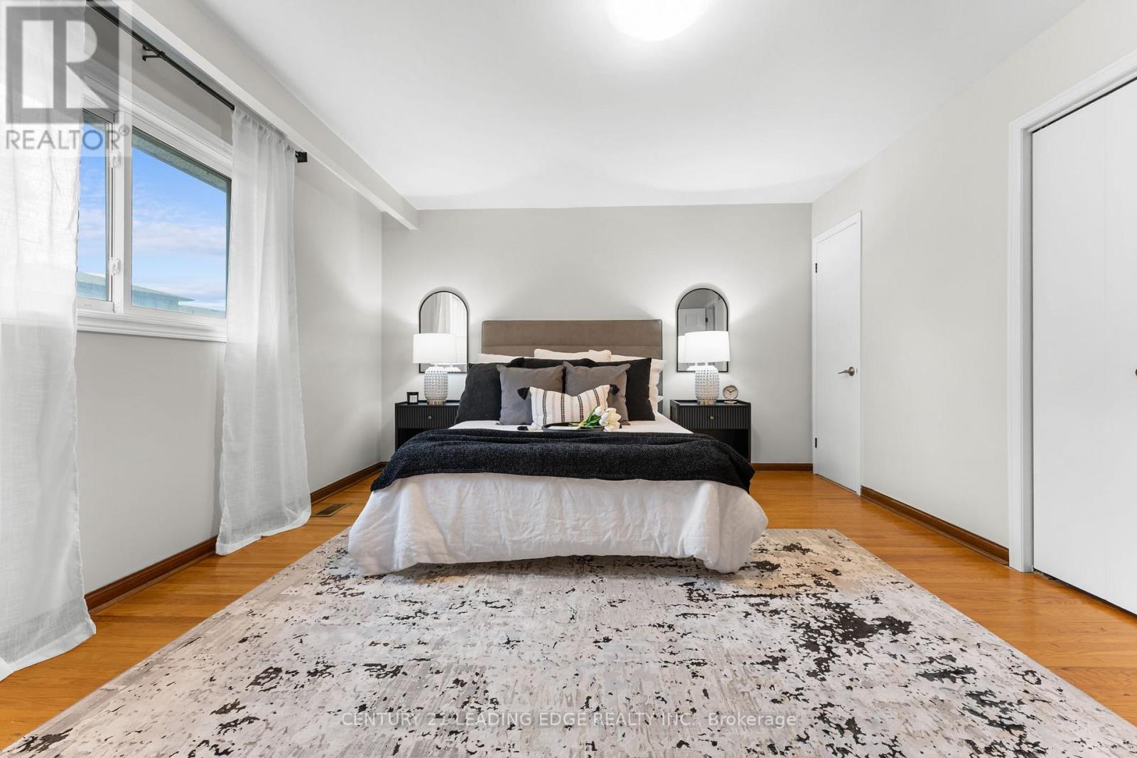 27 Murray Road, Toronto, Ontario  M3K 1T3 - Photo 24 - W12506546