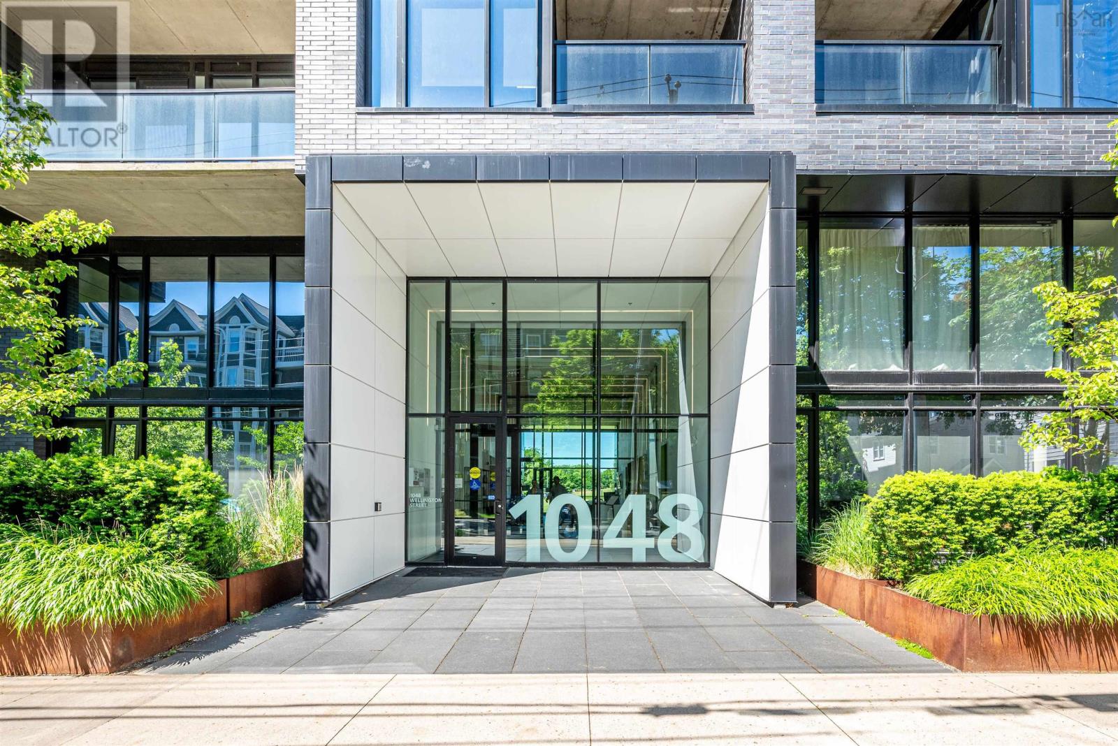 602 1048 Wellington Street, Halifax, Nova Scotia  B3H 0C2 - Photo 2 - 202526758
