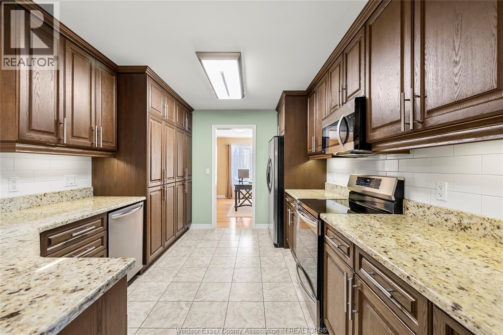 1918 Shawnee Road, Tecumseh, Ontario N8N 1S8 - Photo 7 - 25027925