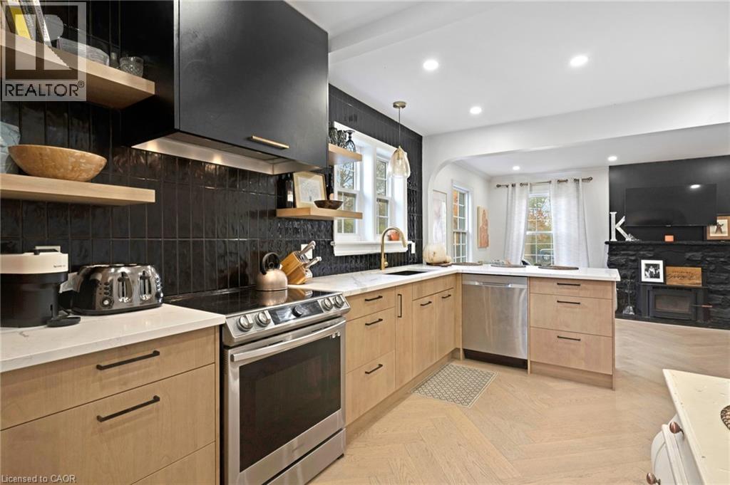 360 Luella Street, Kitchener, Ontario  N2H 2J4 - Photo 18 - 40785497