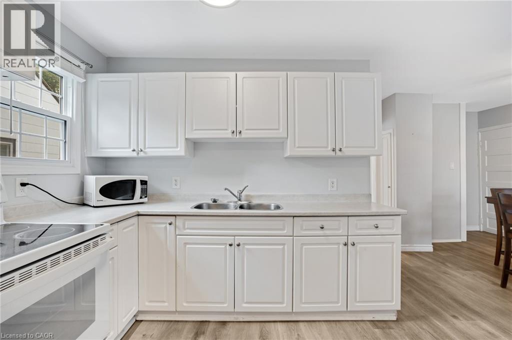 50 Sixth Avenue, Brantford, Ontario  N3S 1A7 - Photo 9 - 40785458