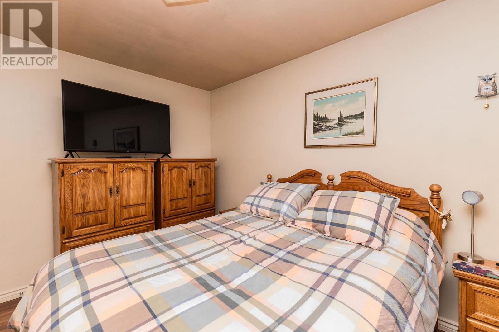 617 Boundary Rd, Sault Ste. Marie, Ontario P6A 5C5 - Photo 15 - SM252427