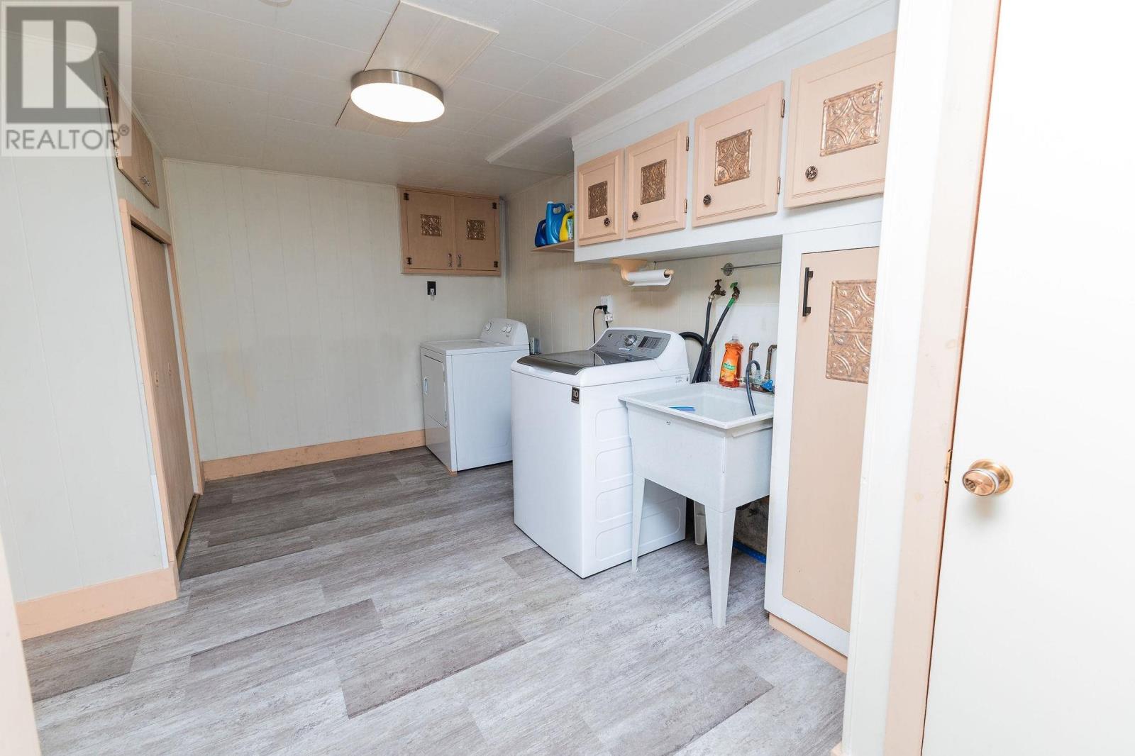 617 Boundary Rd, Sault Ste. Marie, Ontario P6A 5C5 - Photo 31 - SM252427