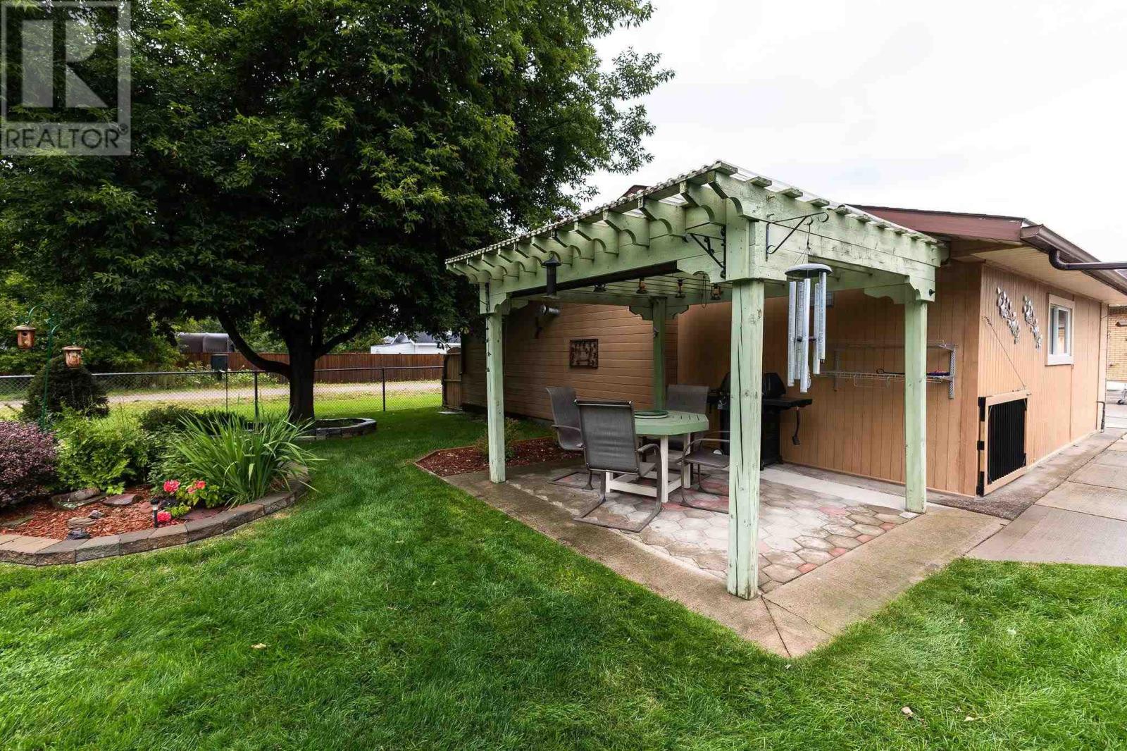 617 Boundary Rd, Sault Ste. Marie, Ontario P6A 5C5 - Photo 44 - SM252427