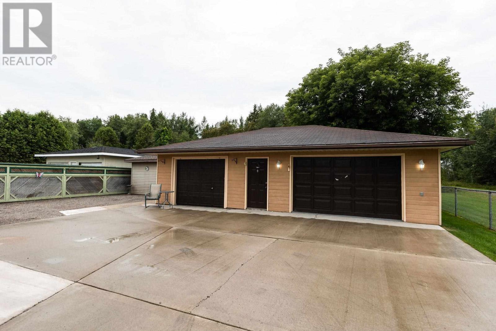 617 Boundary Rd, Sault Ste. Marie, Ontario P6A 5C5 - Photo 47 - SM252427