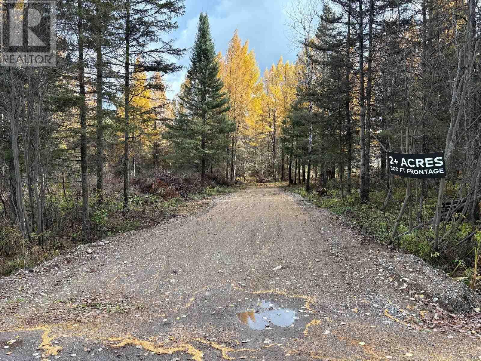 216 Town Line Rd, Sault Ste. Marie, Ontario  P6A 5K6 - Photo 3 - SM253165