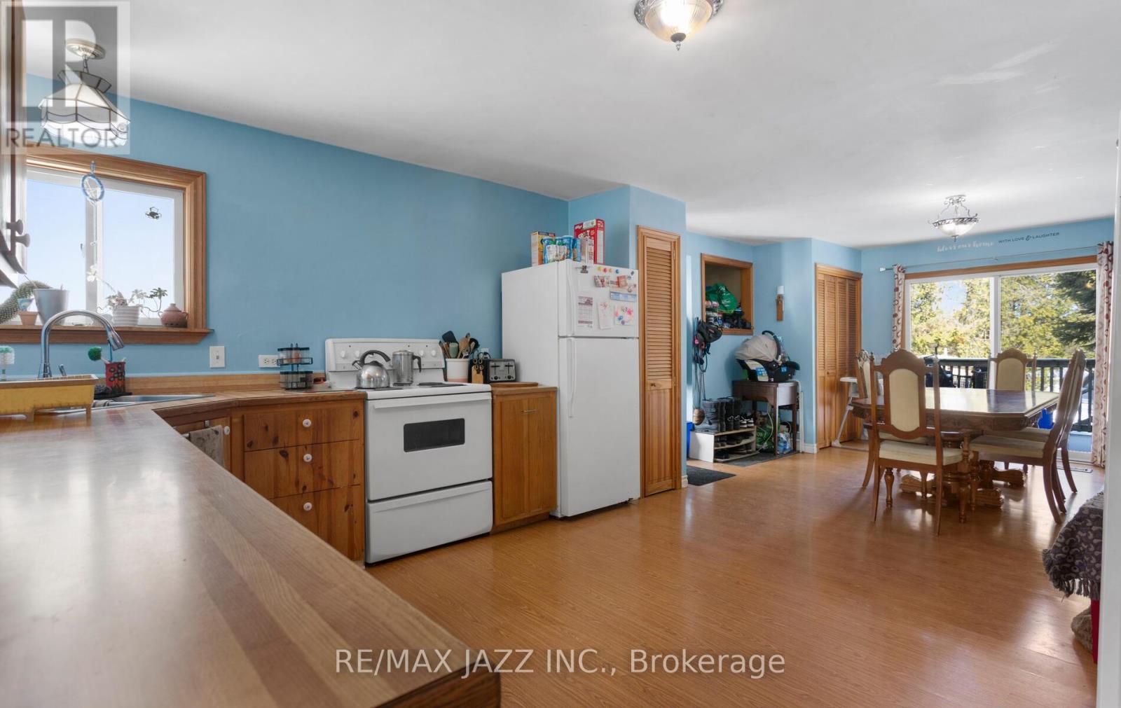 35 Maple Street, Uxbridge, Ontario L9P 1C8 - Photo 7 - N12506880