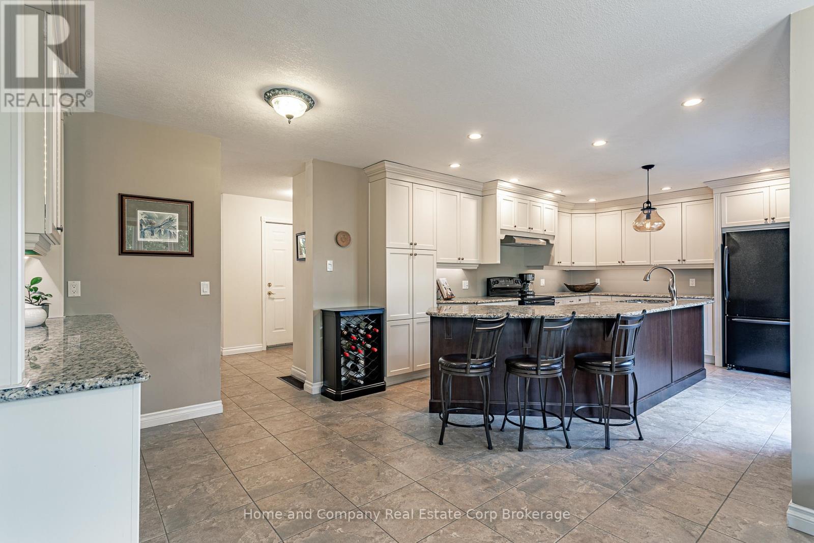 12 Mc Queen Court, Stratford, Ontario N4Z 1H5 - Photo 11 - X12506830