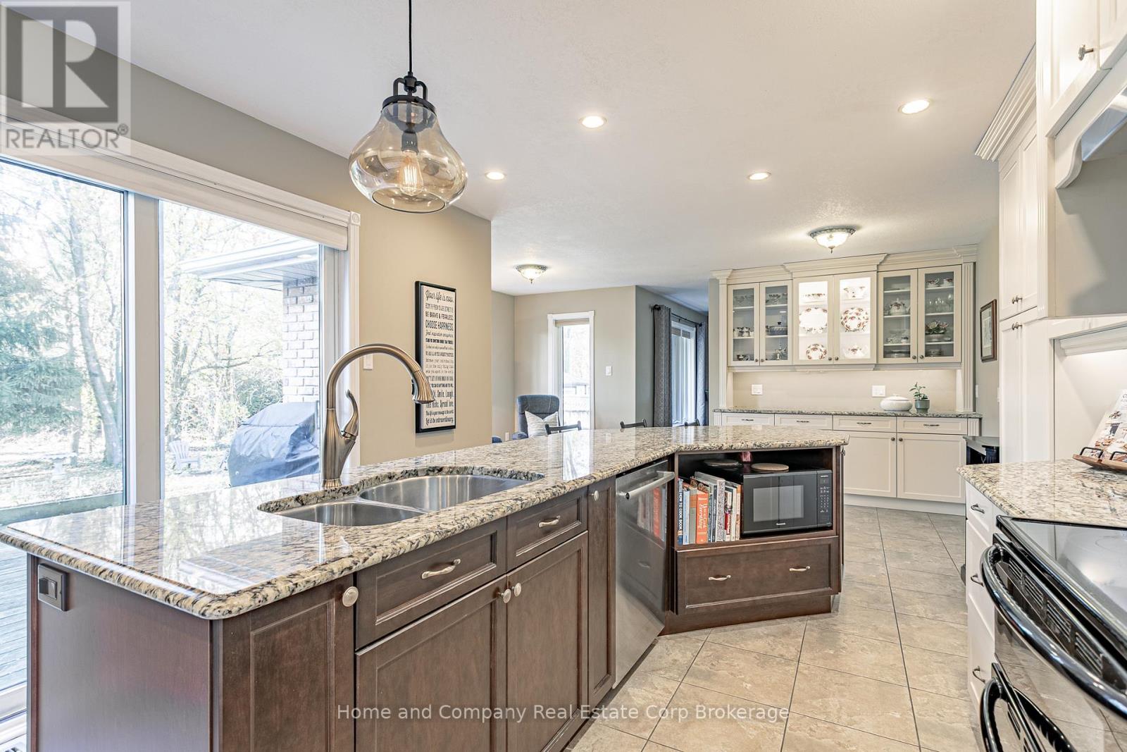 12 Mc Queen Court, Stratford, Ontario N4Z 1H5 - Photo 15 - X12506830