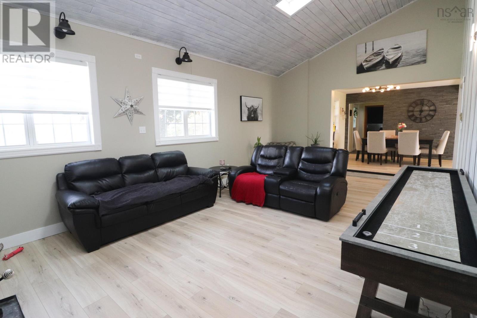 1517 Pictou Road, East Mountain, Nova Scotia  B6L 2N6 - Photo 8 - 202517694