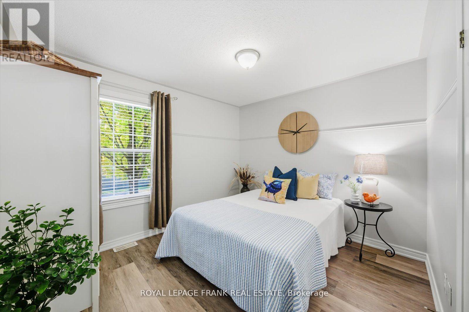 34 Riverview Road, Kawartha Lakes (Lindsay), Ontario  K9V 1B3 - Photo 23 - X12506846