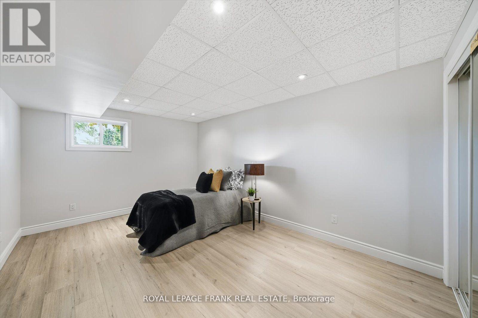 34 Riverview Road, Kawartha Lakes (Lindsay), Ontario  K9V 1B3 - Photo 31 - X12506846