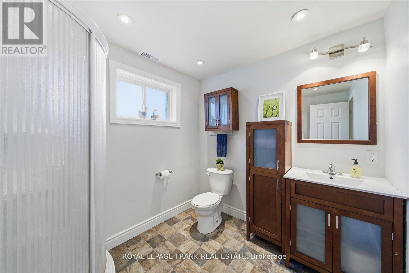 34 Riverview Road, Kawartha Lakes (Lindsay), Ontario  K9V 1B3 - Photo 34 - X12506846