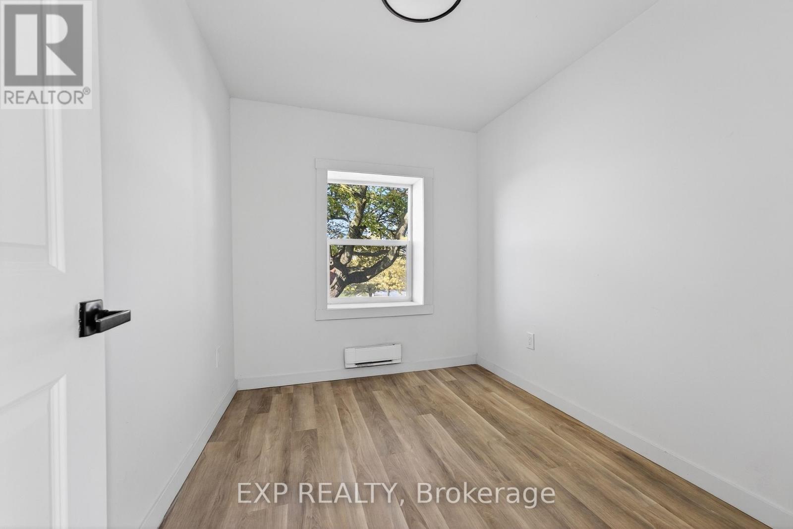 19 & 21 Railway Terrace, Belleville, Ontario  K8N 2R8 - Photo 17 - X12506892