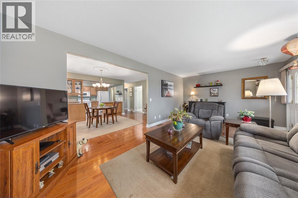 45 Bridle Path, Wallaceburg, Ontario  N8A 4G3 - Photo 11 - 25027848