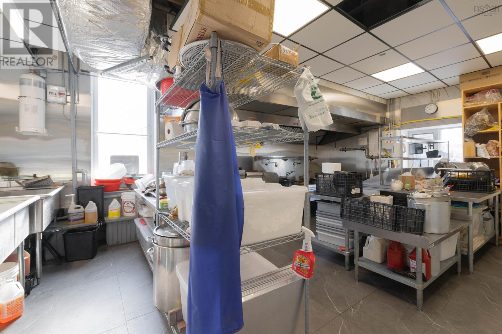 6238 Quinpool Road, Halifax, Nova Scotia  B3L 1A3 - Photo 12 - 202524923