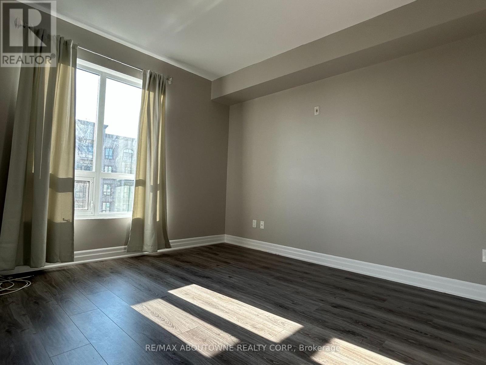 624 - 2486 Old Bronte Road, Oakville, Ontario  L6M 4J2 - Photo 8 - W12396974