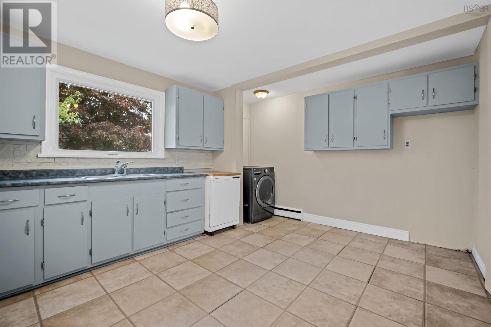 7 Karen Drive, Westphal, Nova Scotia  B2W 3T1 - Photo 16 - 202524673