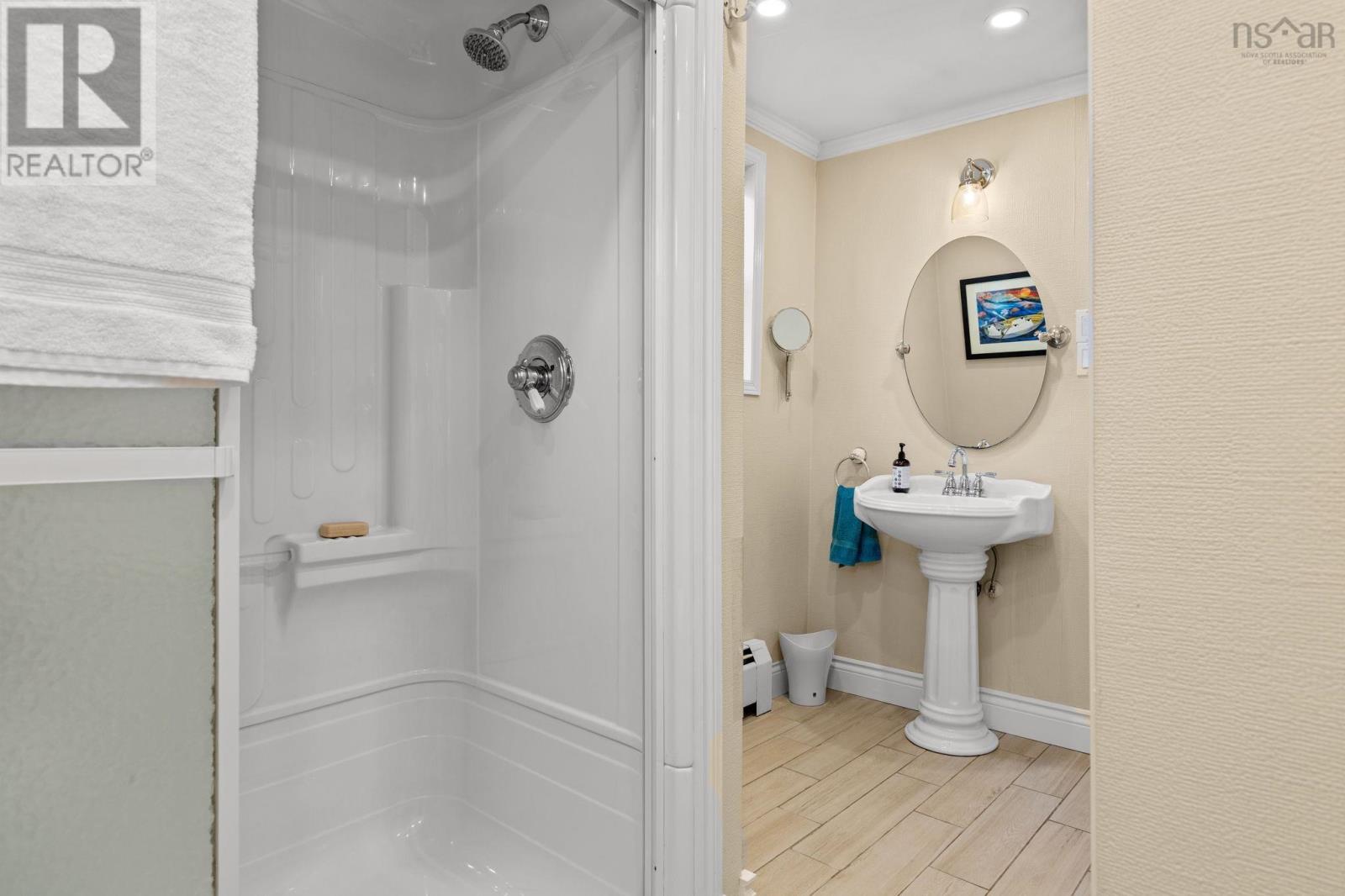 8979 Peggys Cove Road, Indian Harbour, Nova Scotia  B3Z 3P2 - Photo 17 - 202524676