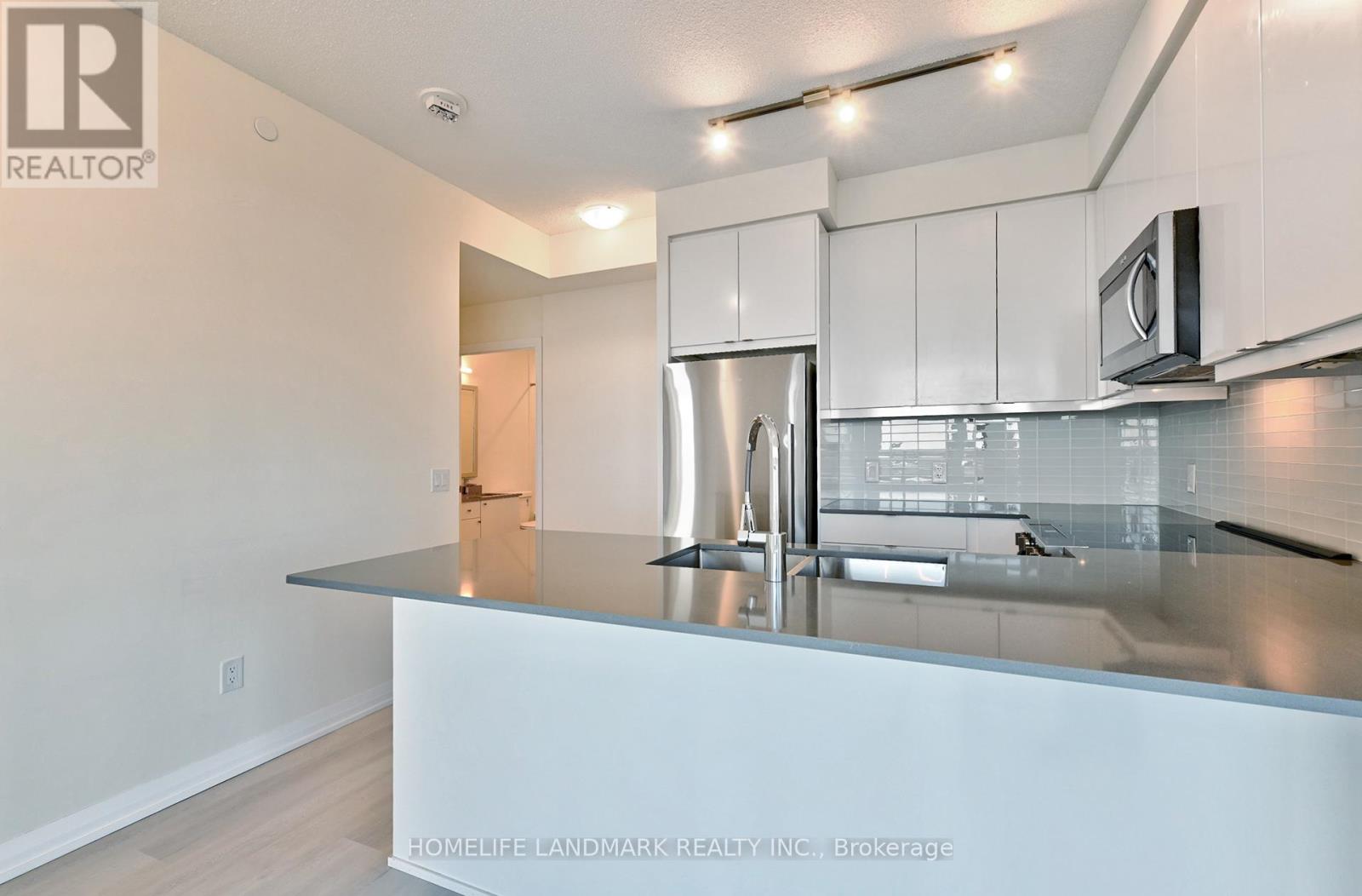 2629 - 3270 Sheppard Avenue E, Toronto, Ontario  M1T 3K3 - Photo 5 - E12495110