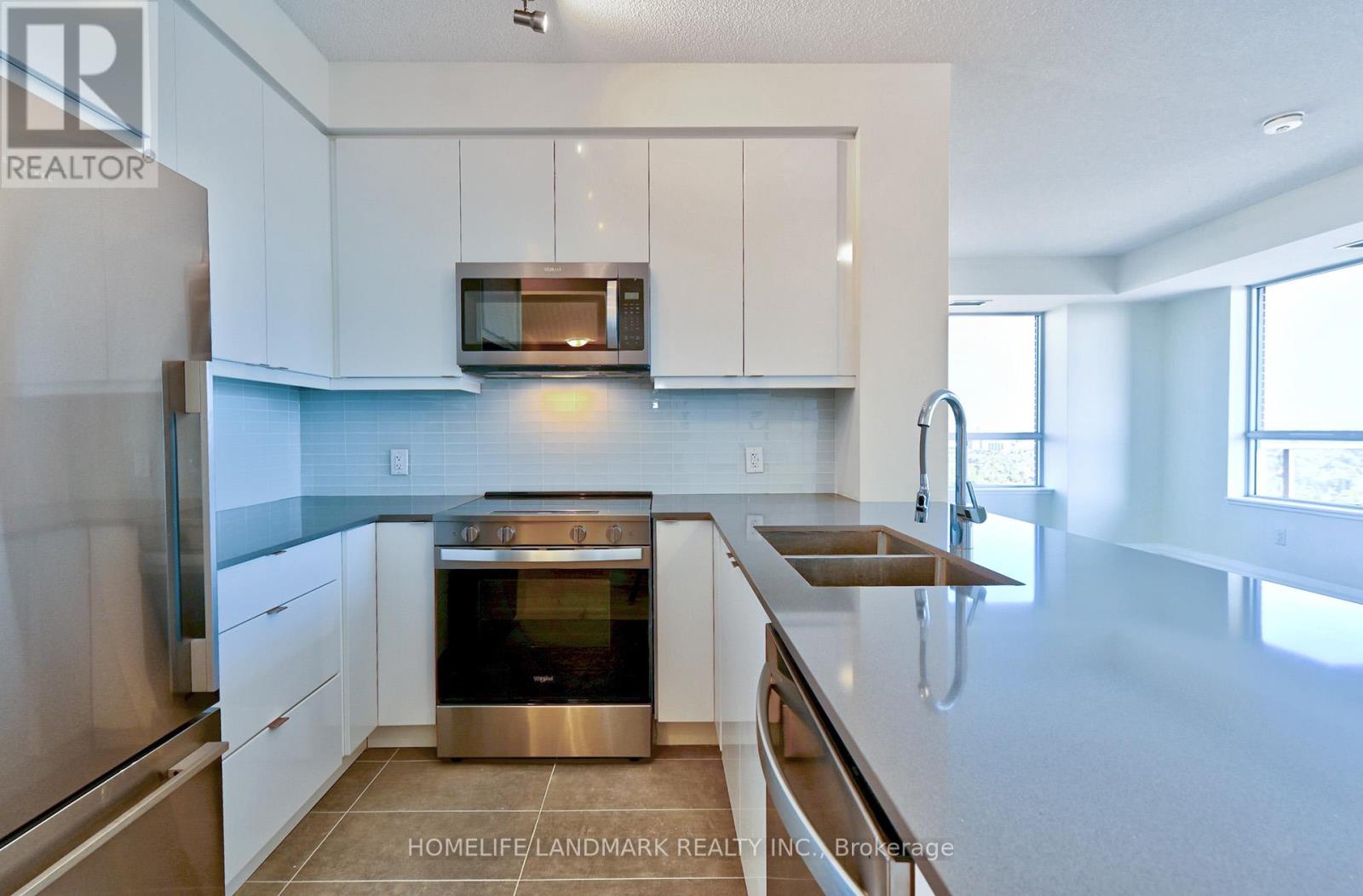 2629 - 3270 Sheppard Avenue E, Toronto, Ontario  M1T 3K3 - Photo 3 - E12495110