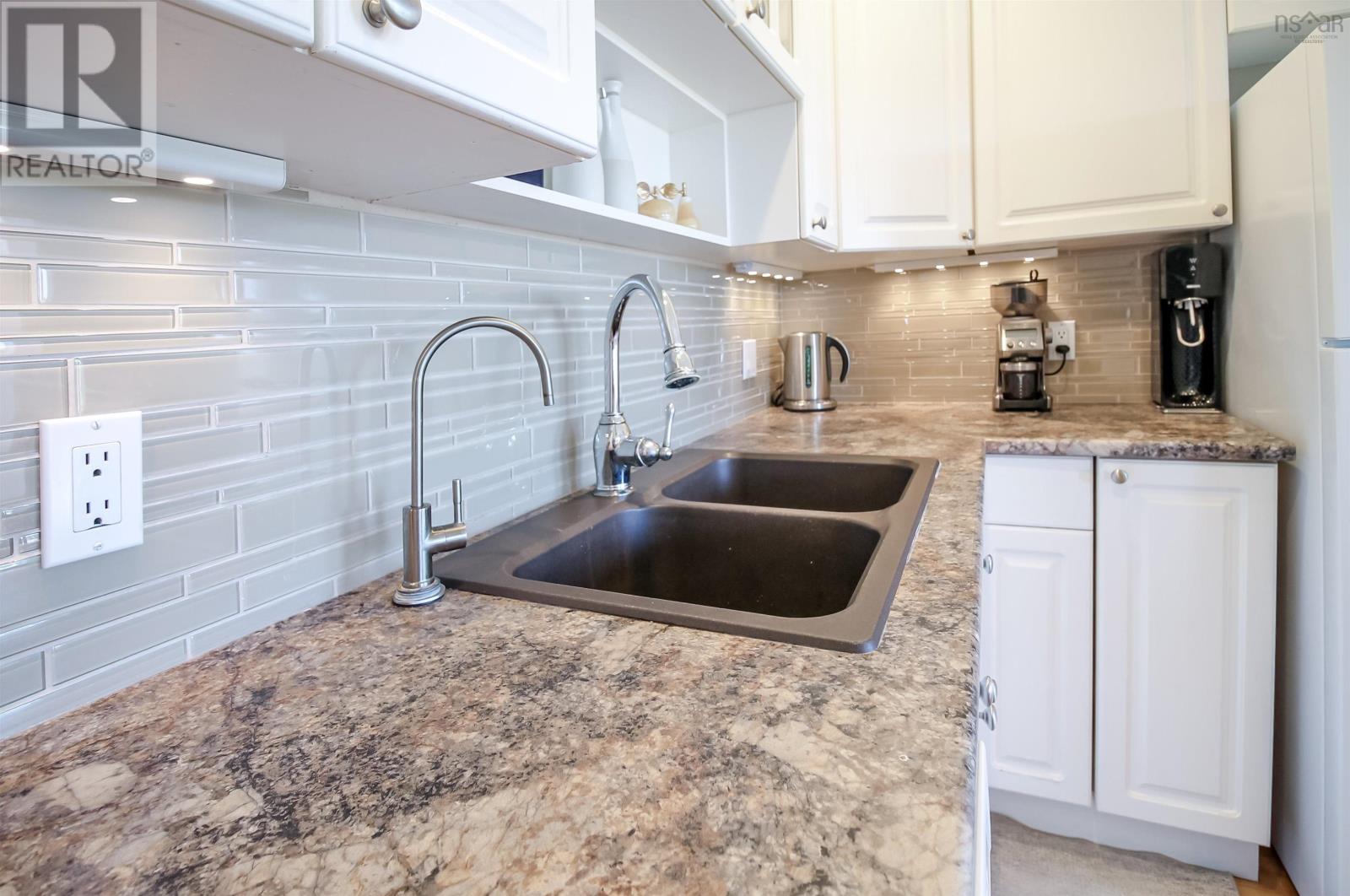 12 Lake Shore Drive, Lyons Brook, Nova Scotia  B0K 1H0 - Photo 16 - 202524737