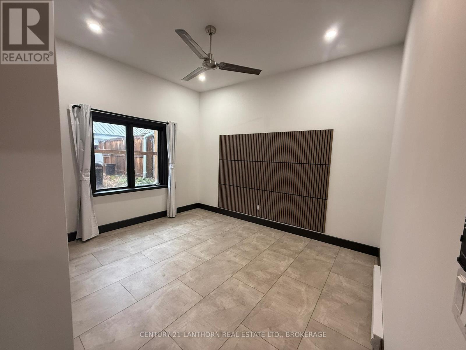 2 - 302 Montreal Street, Kingston, Ontario  K7K 3G8 - Photo 12 - X12434763