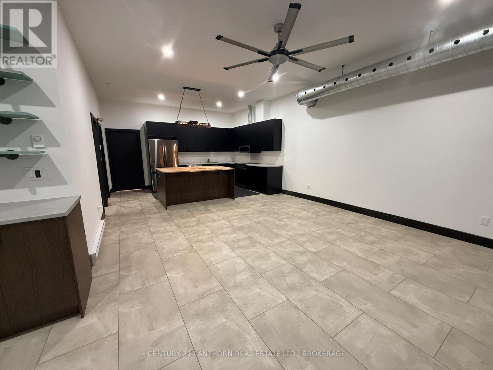 2 - 302 Montreal Street, Kingston, Ontario  K7K 3G8 - Photo 7 - X12434763