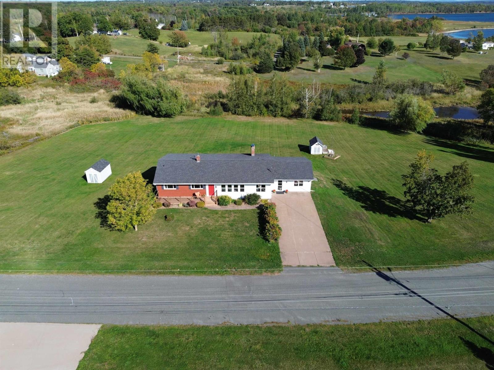 12 Lake Shore Drive, Lyons Brook, Nova Scotia  B0K 1H0 - Photo 6 - 202524737