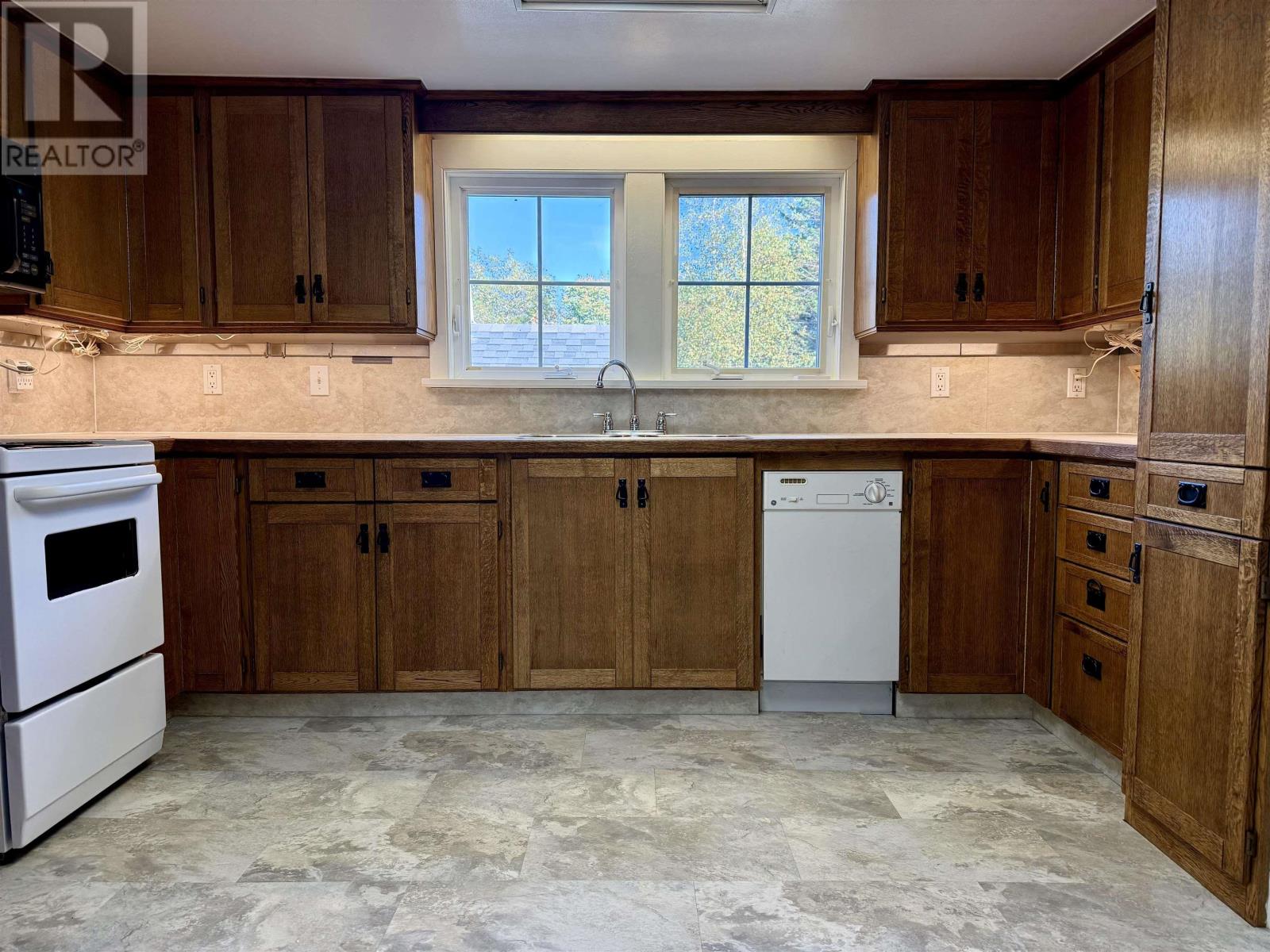 4167 Sandy Point Road, Jordan Bay, Nova Scotia  B0T 1W0 - Photo 11 - 202525354