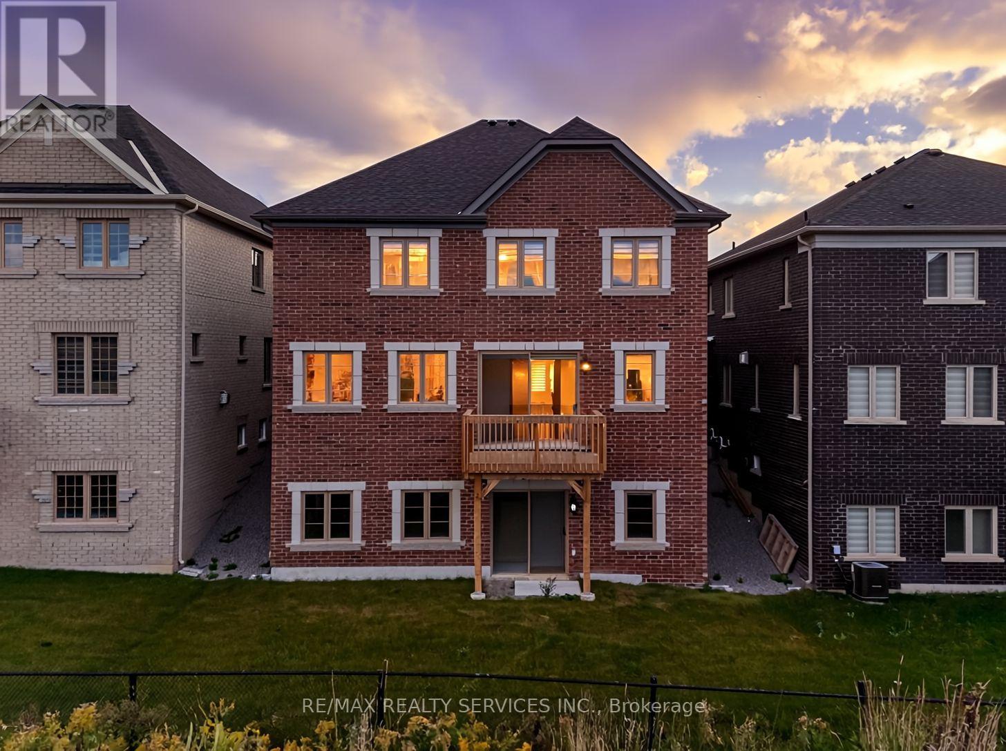 52 Plank Road, Bradford West Gwillimbury, Ontario  L3Z 4N3 - Photo 7 - N12467027