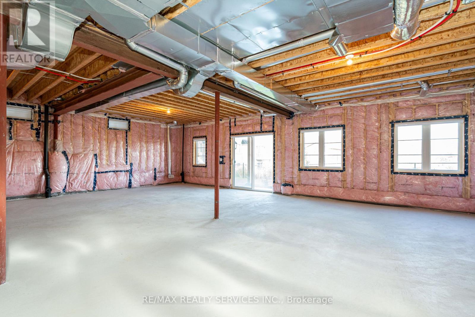 52 Plank Road, Bradford West Gwillimbury, Ontario  L3Z 4N3 - Photo 45 - N12467027