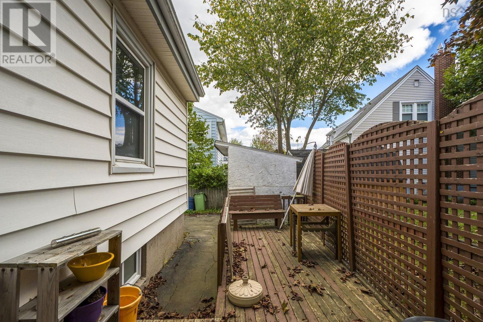 7142 Abbott Drive, Halifax, Nova Scotia  B3L 2L7 - Photo 37 - 202525478