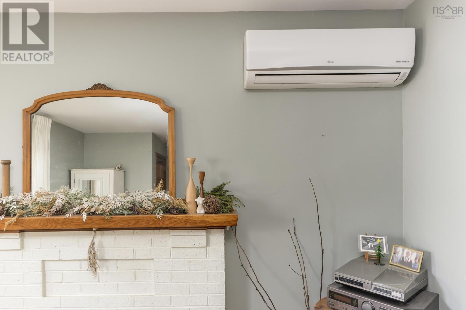 7142 Abbott Drive, Halifax, Nova Scotia  B3L 2L7 - Photo 6 - 202525478