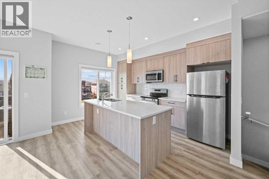 384 Canals Crossing SW, Airdrie, Alberta