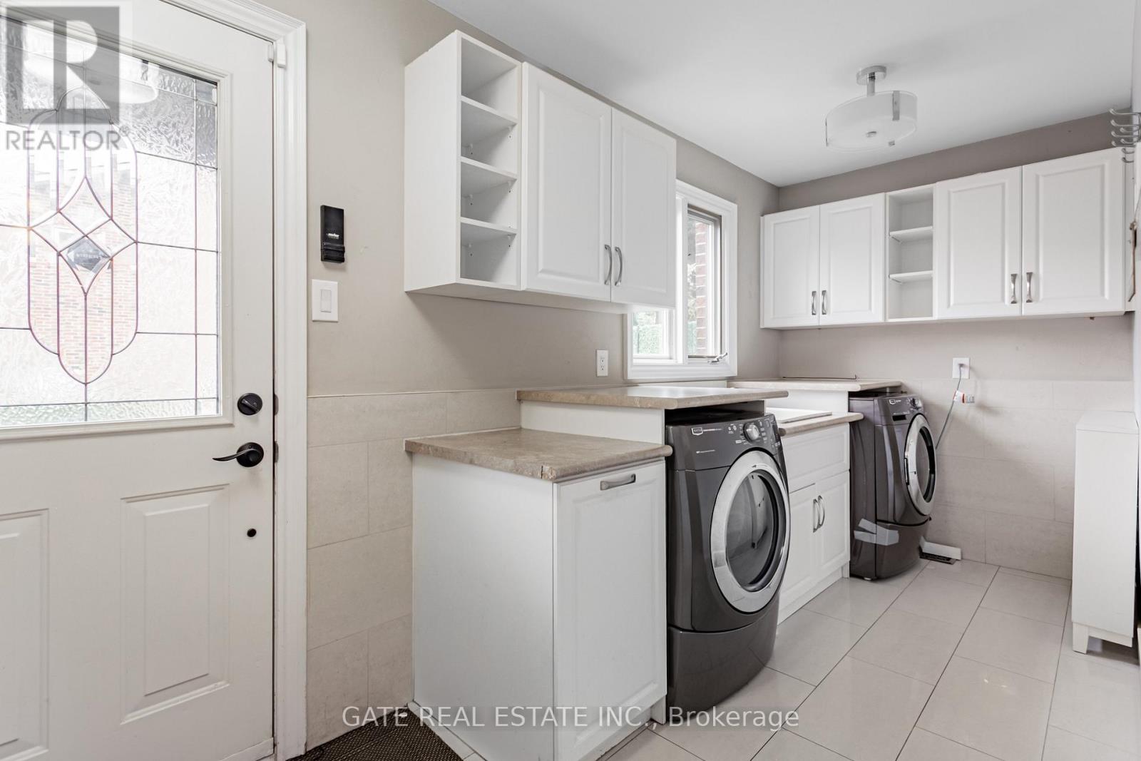 60 Scott Street, Brampton (Downtown Brampton), Ontario  L6V 1S3 - Photo 30 - W12442386