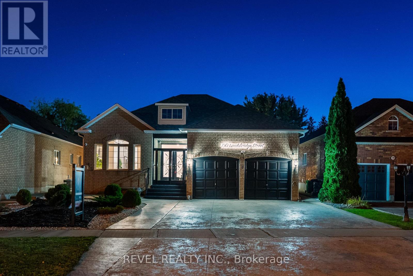 190 LANDSBRIDGE STREET, Caledon, Ontario