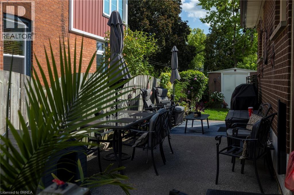 93-95 East Avenue, Brantford, Ontario N3S 3L8 - Photo 3 - 40766425