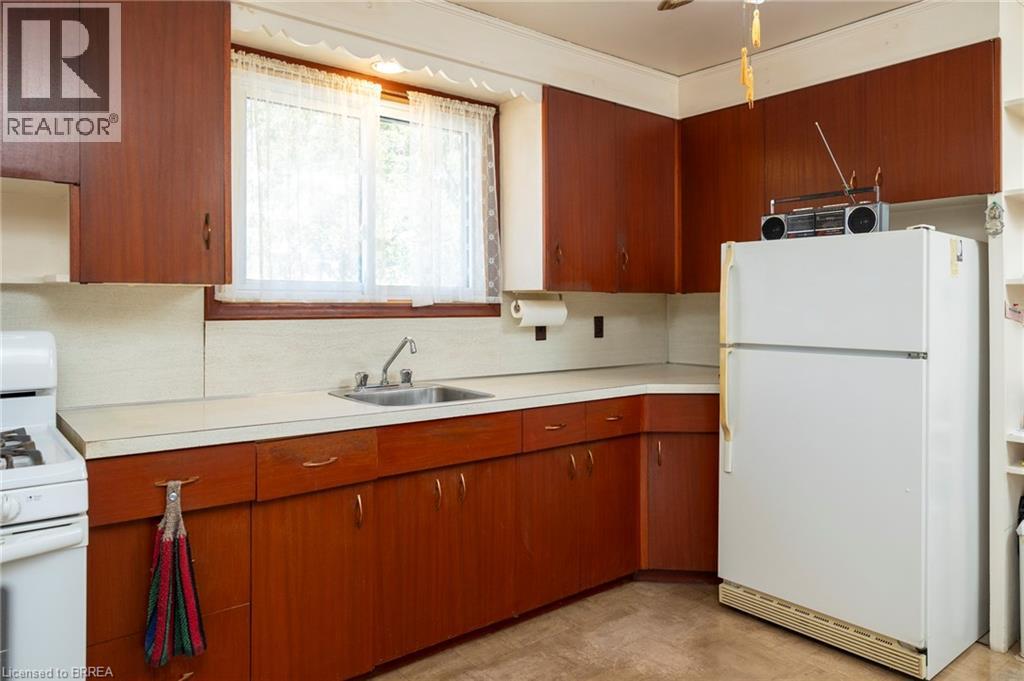 93-95 East Avenue, Brantford, Ontario N3S 3L8 - Photo 6 - 40766425