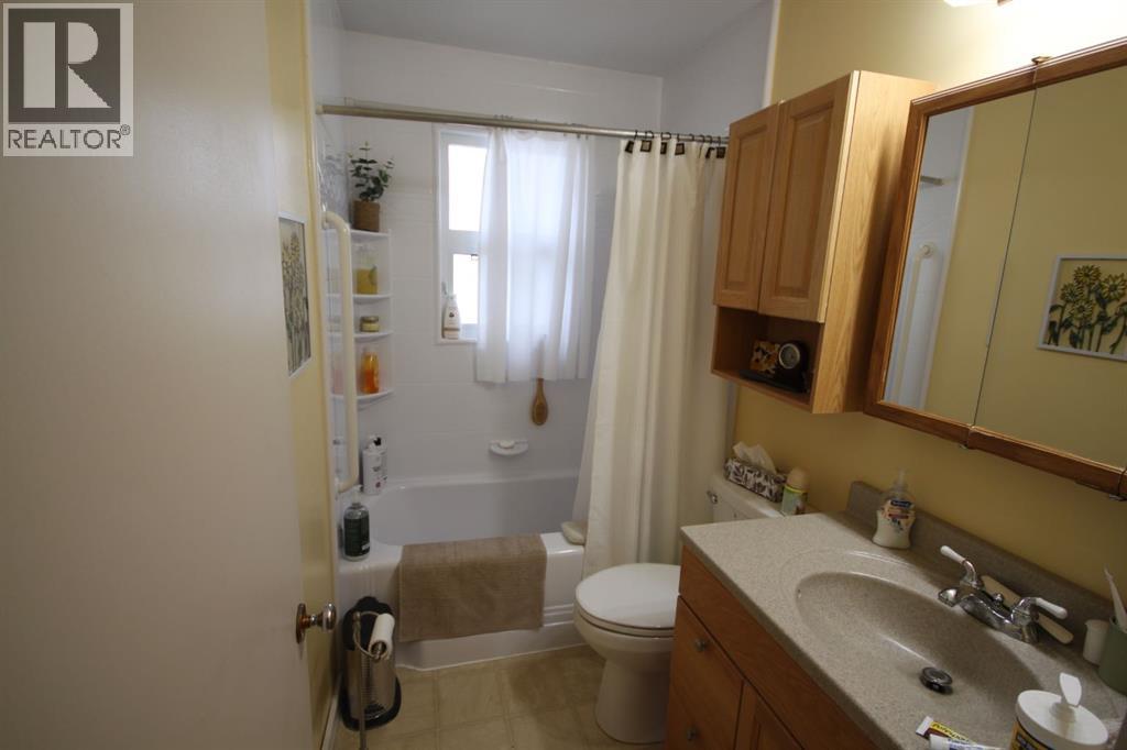 1023 29a Street S, Lethbridge, Alberta  T1K 2X8 - Photo 13 - A2268353