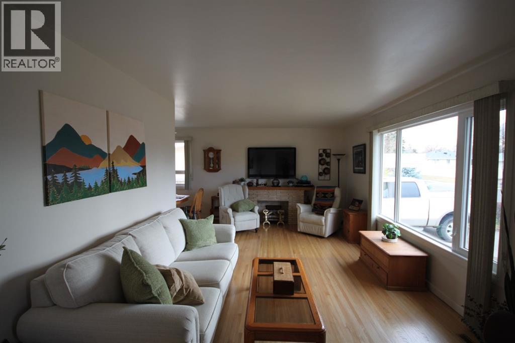 1023 29a Street S, Lethbridge, Alberta  T1K 2X8 - Photo 4 - A2268353